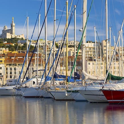 Zeilboten in de haven van Marseille, Frankrijk