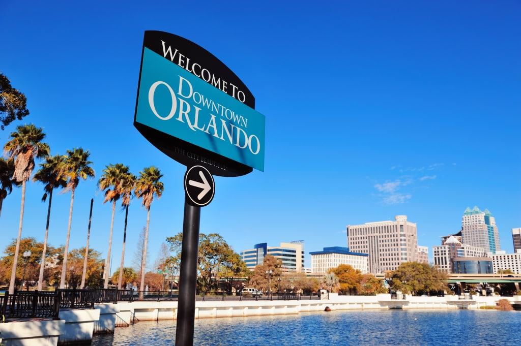 Bord met welkomsttekst in Orlando, Florida, Amerika