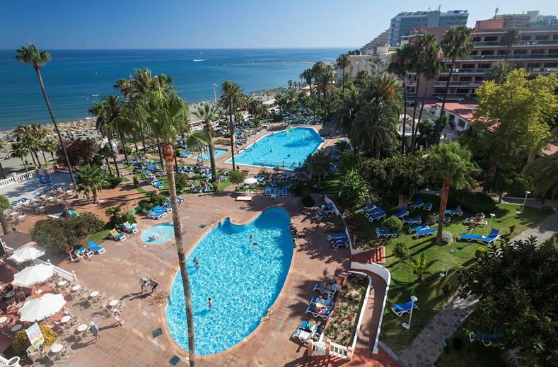 Zwembad van Hotel Triton in Benalmádena, Spanje