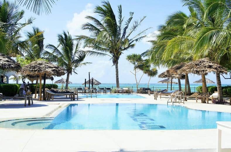 Zwembad van La Madrugada in Zanzibar, Tanzania