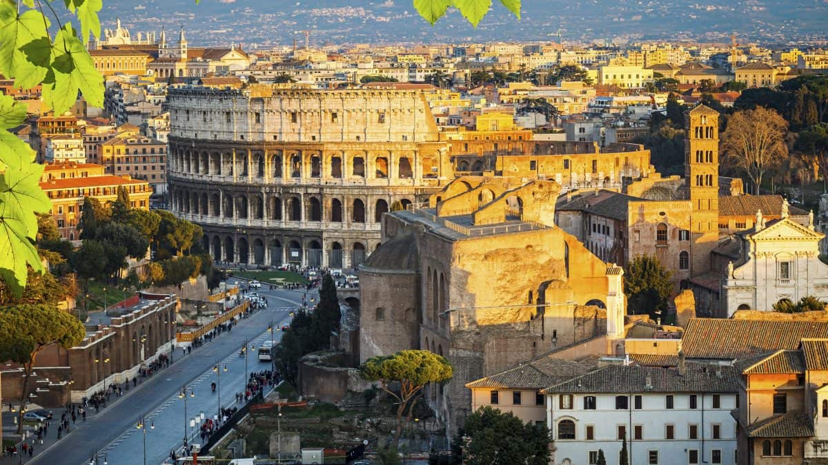 colosseum avondschemering rome italie