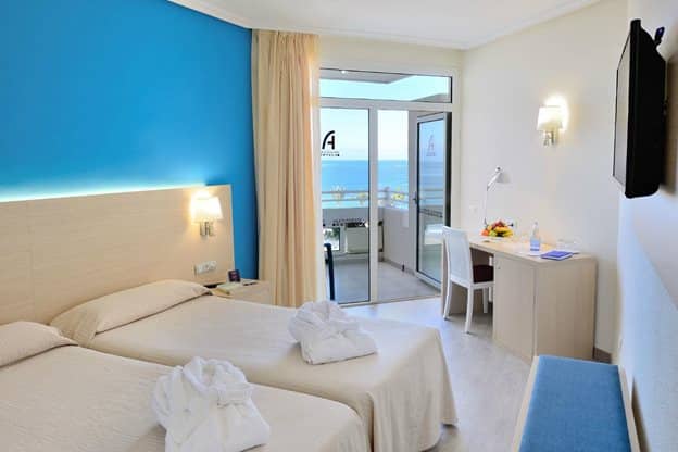 Hotelkamer van Hotel Troya in Playa de Las Americas, Tenerife