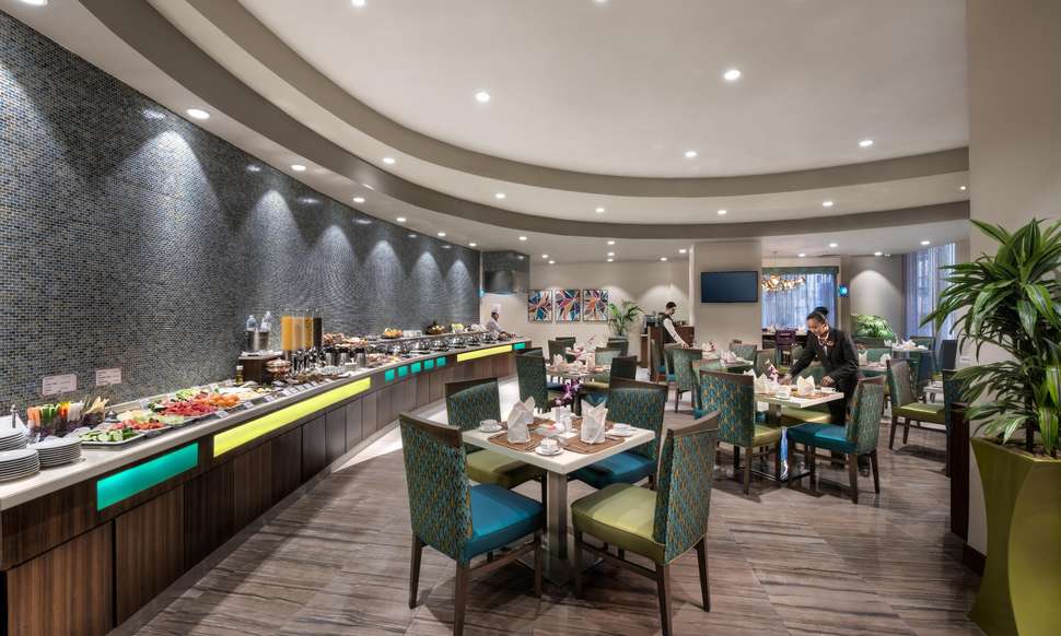 Ontbijtbuffet van Savoy Central Hotel in Dubai, Verenigde Arabische Emiraten