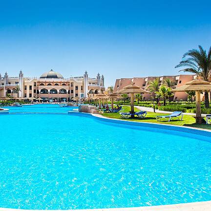 Zwembad van Jasmine Palace Resort & Spa in Hurghada, Egypte