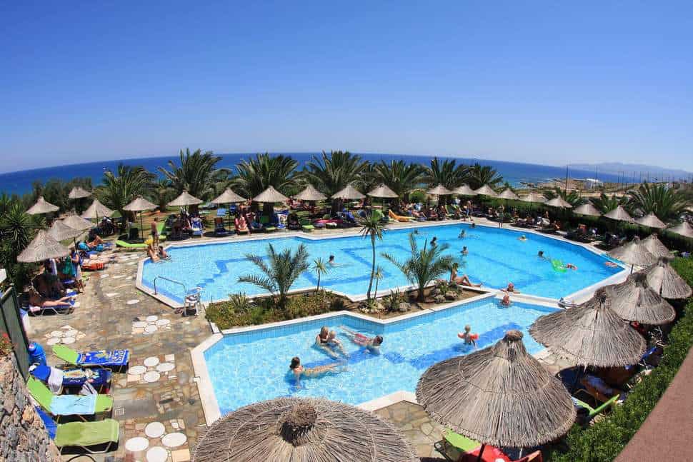 Zwembaden van Mediterraneo Hotel in Chersonissos, Kreta