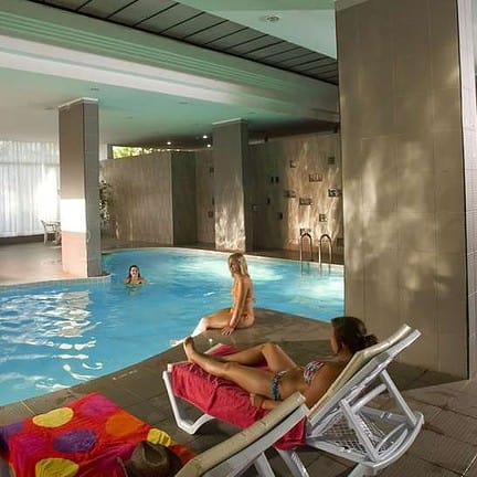 Binnenbad van Kervansaray Resort Marmaris in Marmaris, Turkije