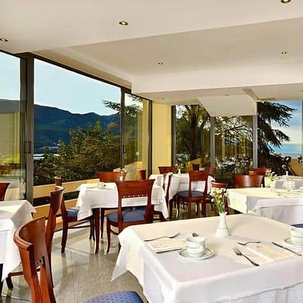 Restaurant van Iberostar Bellevue Hotel in Becici, Montenegro