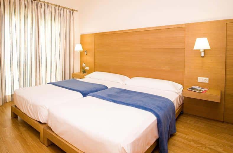 Slaapkamer van appartement van Club Martha’s in Cala d'Or, Mallorca