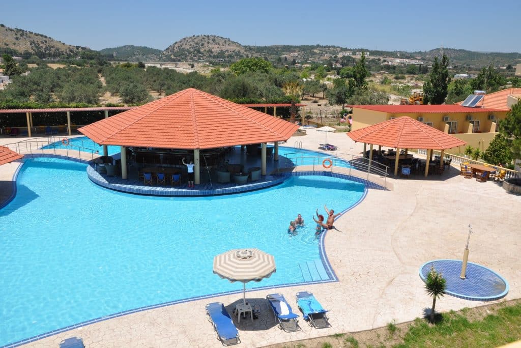 Zwembad van Fantasy Hotel in Kolymbia, Rhodos
