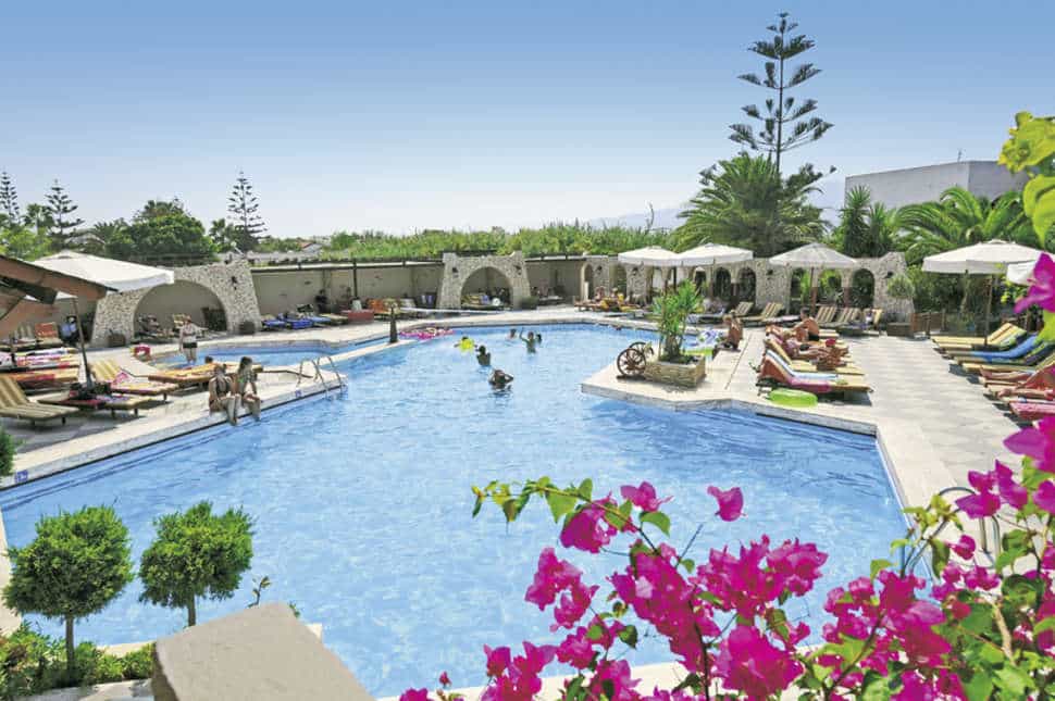 Zwembad van Hotel Gaia Garden in Lambi, Kos
