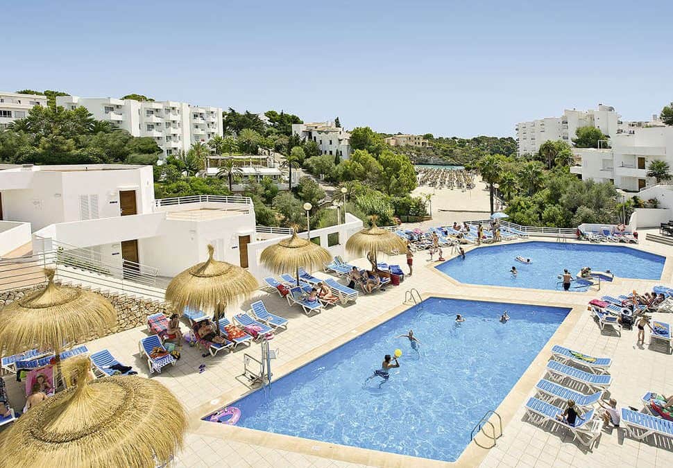 Zwembaden van Ferrera Blanca hotel in Cala d'Or, Mallorca