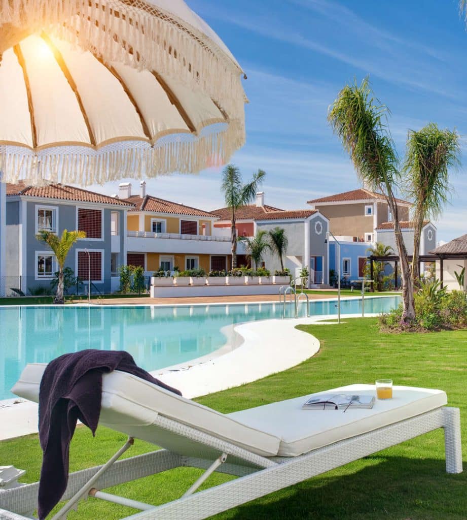 Zwembad van Cortijo del Mar Resort in Estepona, Costa del Sol, Spanje