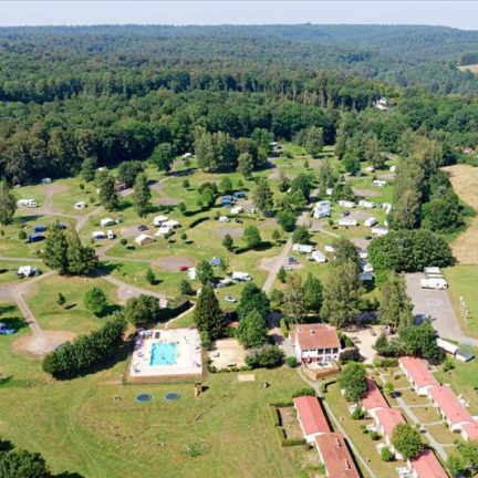 Ligging van Camping Colline de Rabais in Virton, Ardennen, België