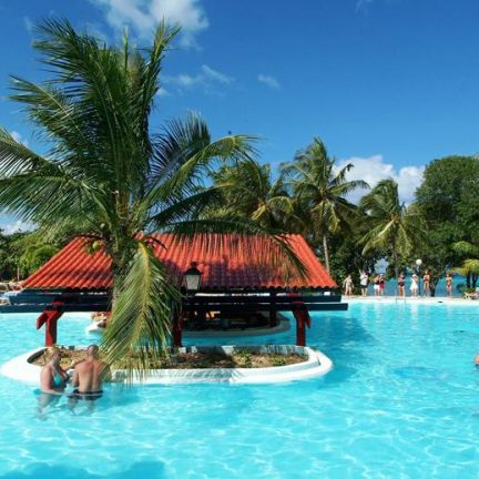 Zwembad van Club Amigo Atlantico in Guardalavaca, Cuba