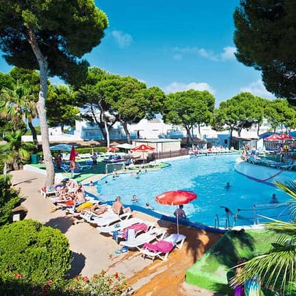 Zwembad van Hotel Es Talaial in Cala d'Or, Mallorca