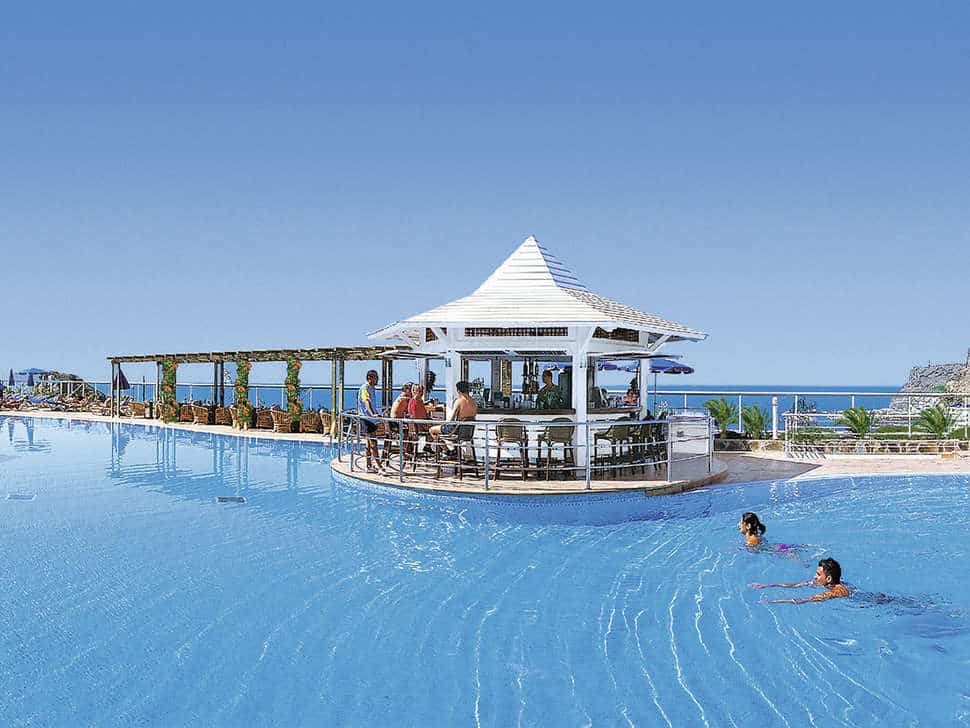 Poolbar van Mogan Princess & Beach Club Resort in Puerto Rico, Gran Canaria