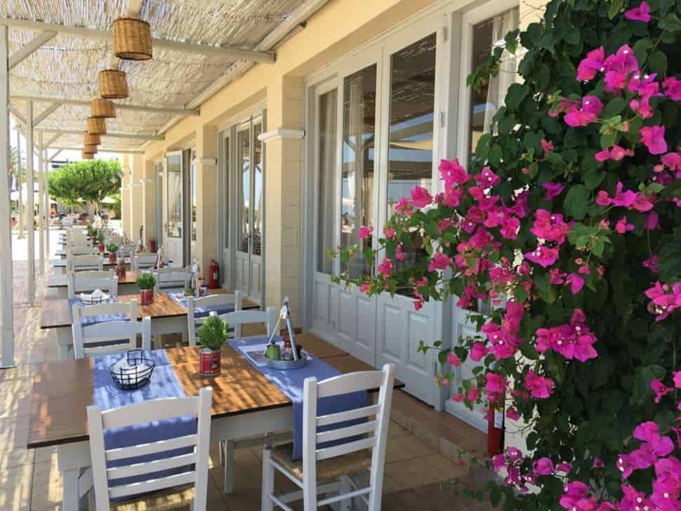 Terras van Kipriotis Panorama Hotel & Suites in Psalidi, K