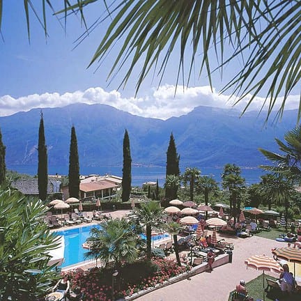Ligging van Hotel Royal Village in Limone sul Garda, Gardameer