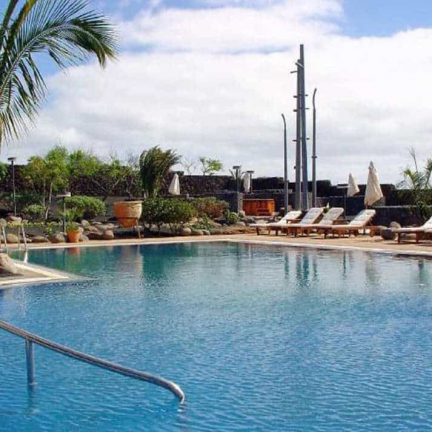 Zwembad van Hotel Villa VIK in Costa Teguise, Lanzarote