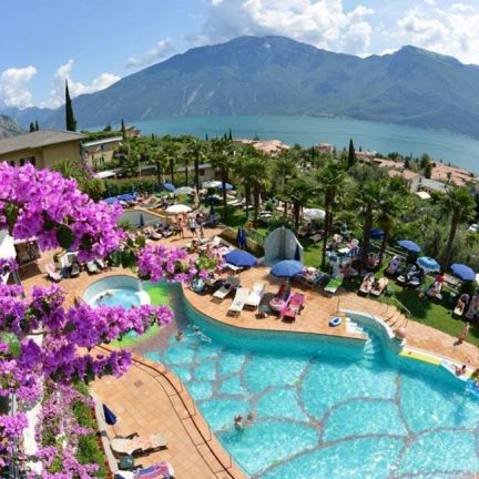 Zwembad van Hotel Royal Village in Limone sul Garda, Gardameer