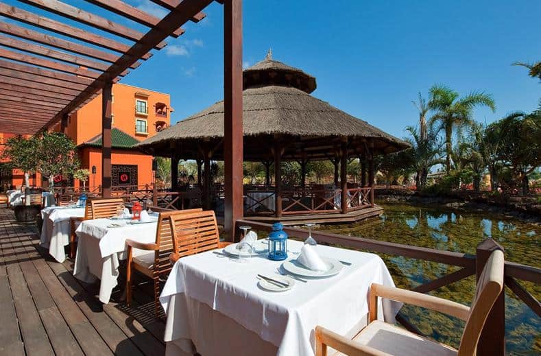 Ontbijten bij Sheraton Fuerteventura Beach, Golf & Spa Resort in Caleta de Fuste, Fuerteventura