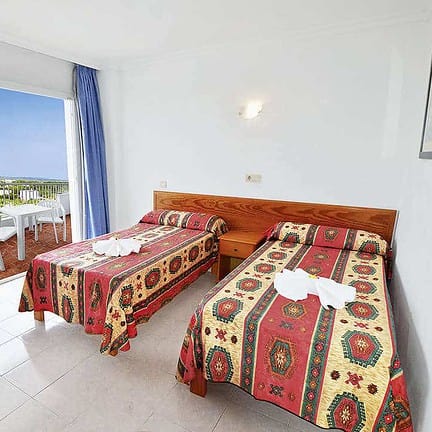 Slaapkamer van appartement in Aparthotel Monterrey in Sant Antoni de Portmany, Ibiza