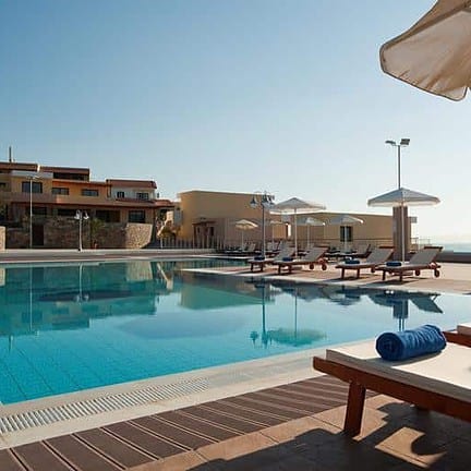 Zwembad van Miramare Resort & Spa in Agios Nikolaos, Kreta