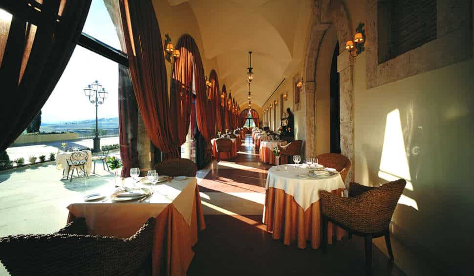 Dineren in Fonteverde Tuscan Resort en Spa in San Casciano Dei Bagni, Italië