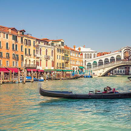 Rialto brug in Venetië, Italië