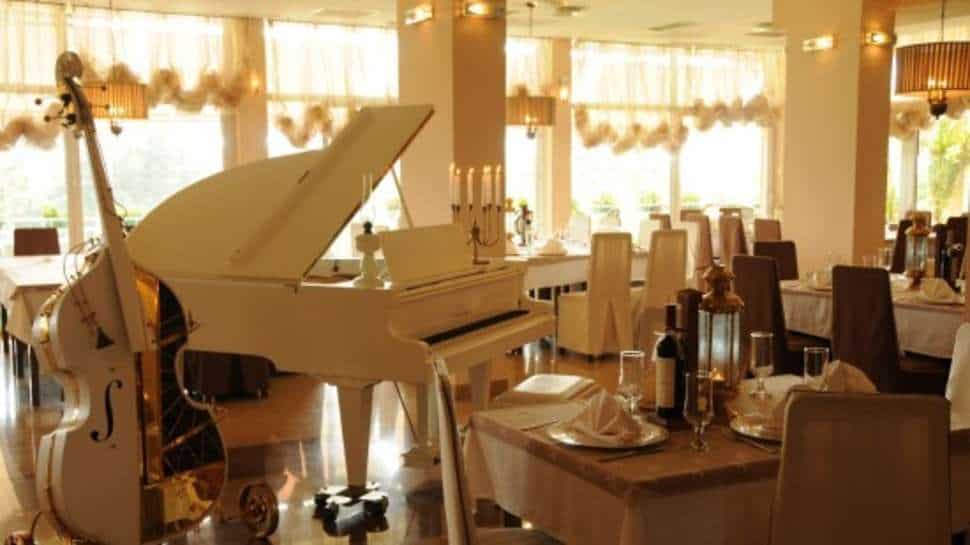 Piano bar van Hotel Belvedere in Ohrid, Macedonie
