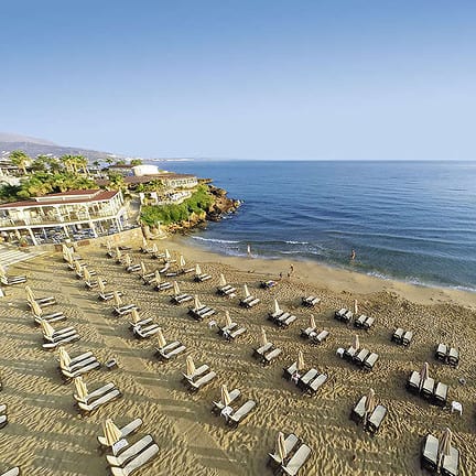 Strand van Ikaros Beach Luxury Resort and Spa in Malia, Kreta