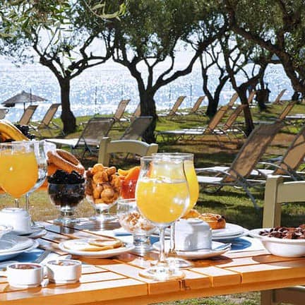 Ontbijt in Atlantica Eleon Grand Resort en Spa in Tsilivi, Zakynthos