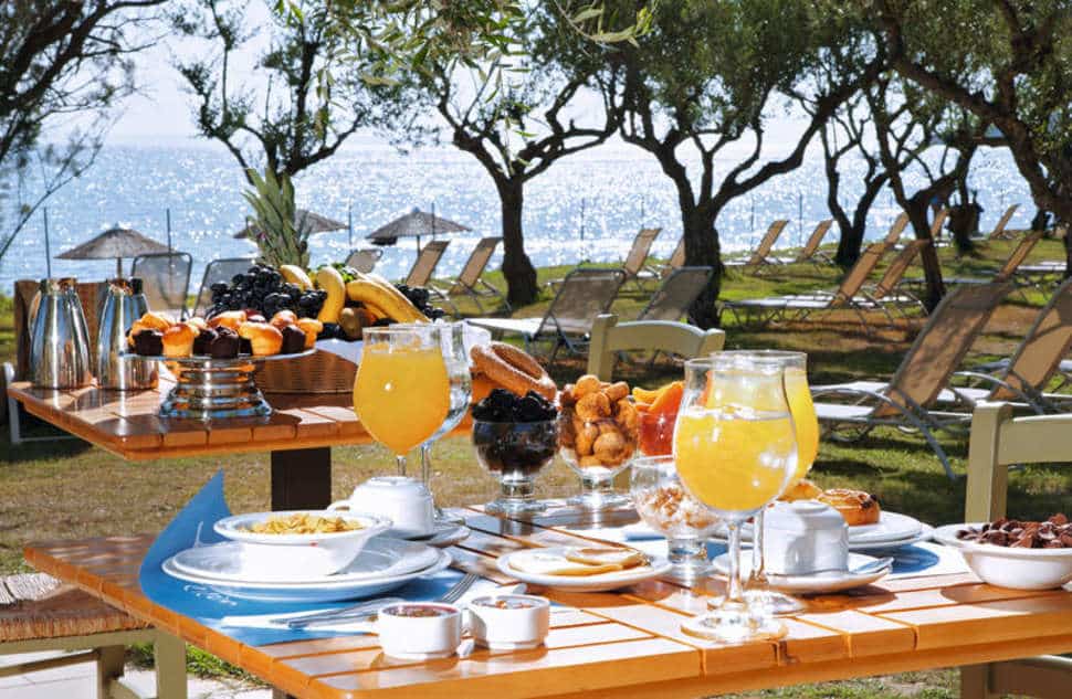 Ontbijt in Atlantica Eleon Grand Resort en Spa in Tsilivi, Zakynthos