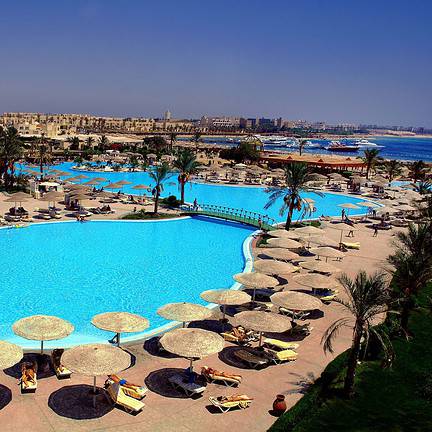 Zwembad van Tia Heights in Makadi Bay, Egypte