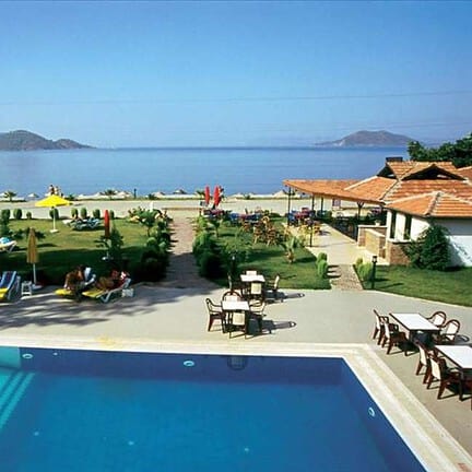 Strand van Area Hotel in Calis, Turkije
