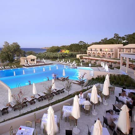 Zwembaden van Atlantica Eleon Grand Resort en Spa in Tsilivi, Zakynthos