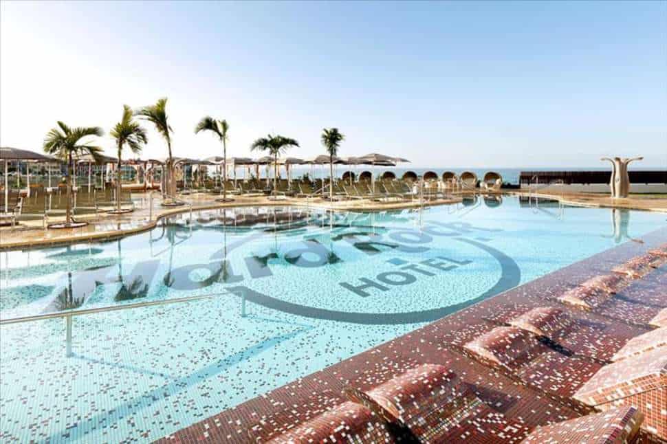 Zwembad van Hard Rock Hotel Tenerife in Playa Paraíso, Tenerife