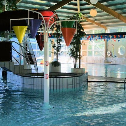 Zwembad van Vakantiepark Emslandermeer in Vlagtwedde, Groningen