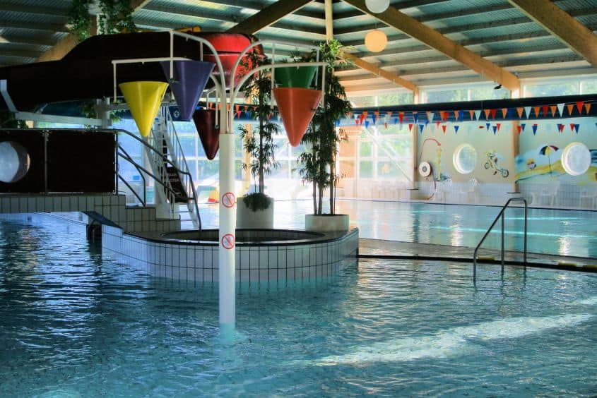 Zwembad van Vakantiepark Emslandermeer in Vlagtwedde, Groningen