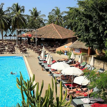 Zwembad van Clubhotel Filaos in Sali Portudal, Senegal