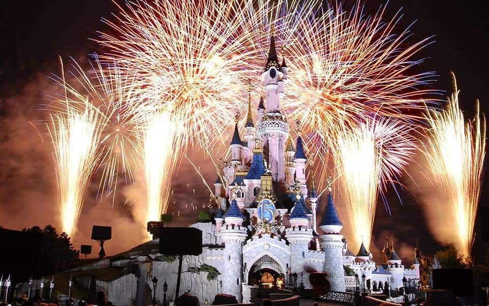 Vuurwerkshow in Disneyland Parijs