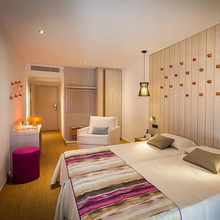 Hotelkamer van Grand Palladium White Island in Playa d'en Bossa, Ibiza