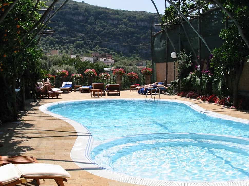 Zwembad van Villagio Verde in Sorrento, Italië