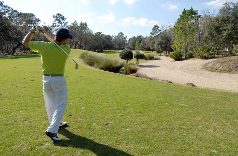 Golf in Villa's Van der Valk Golf Resort in Inverness, Florida