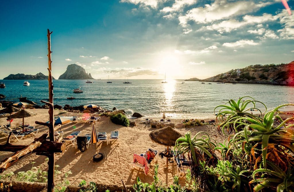 Strand op Ibiza, Spanje