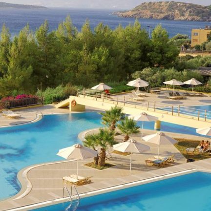 Zwembad van Aparthotel Candia Park Village in Agios Nikolaos, Kreta