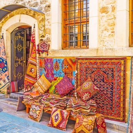 Oosterse tapijten in Kaleici, Antalya