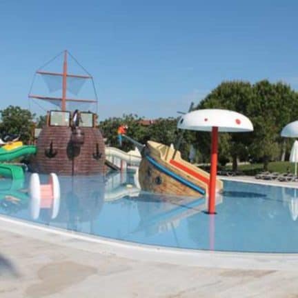 Zwembad van Bellis Deluxe Hotel in Belek, Turkije
