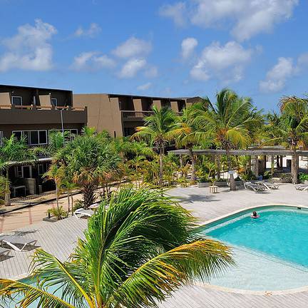 Zwembad van Eden Beach Resort in Kralendijk, Bonaire