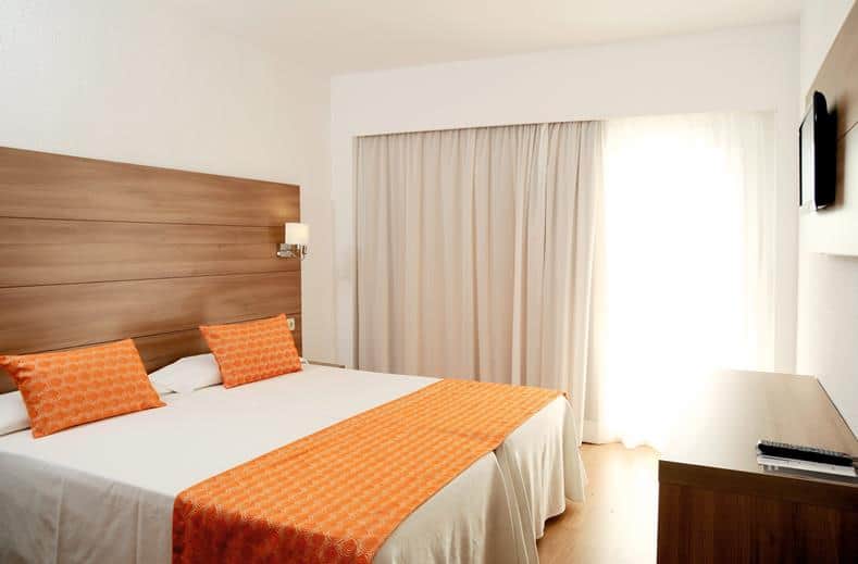 Hotelkamer van Hotel Suneoclub Haiti in Ca'n Picafort, Mallorca